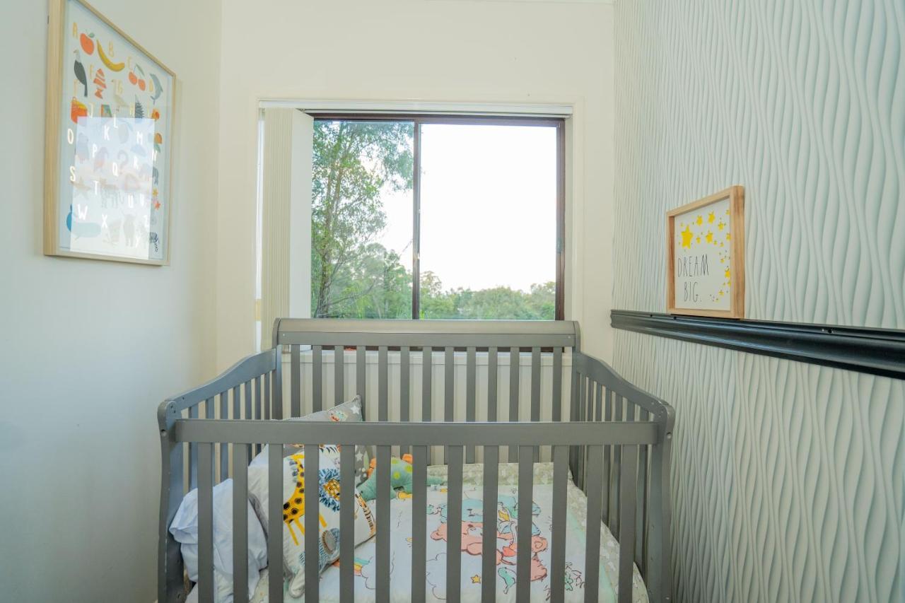 Private Retreat With & Ocean Views Close To Theme Parks Holiday home *